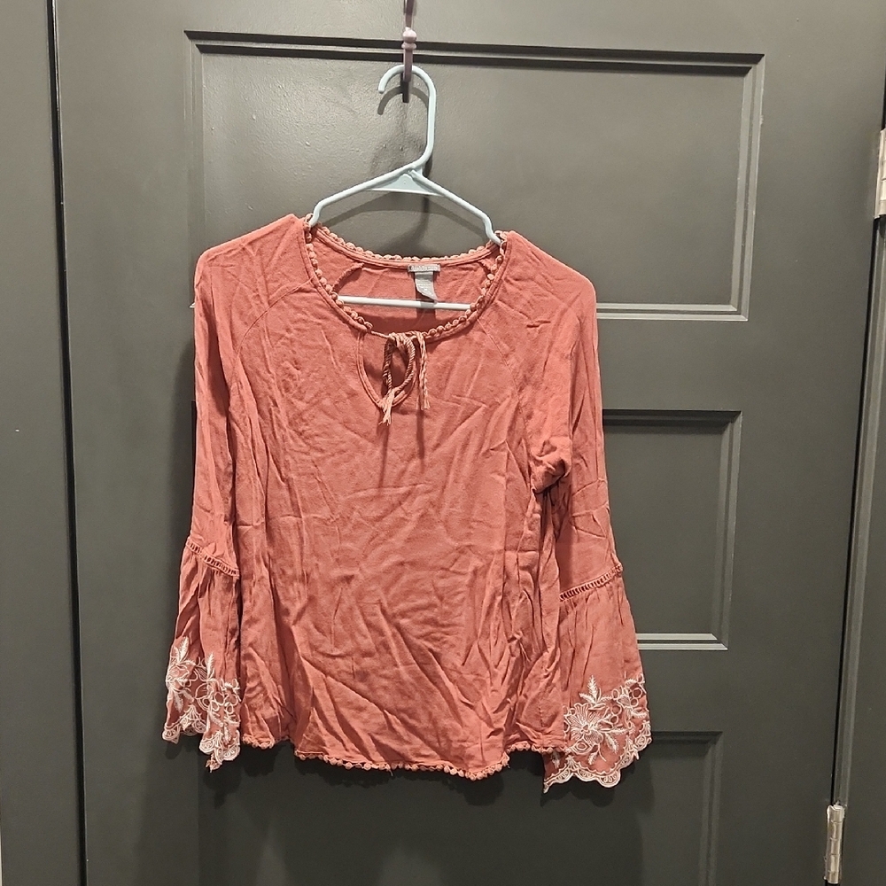 Women's Lace Trim Bell Sleeve Top - Rust